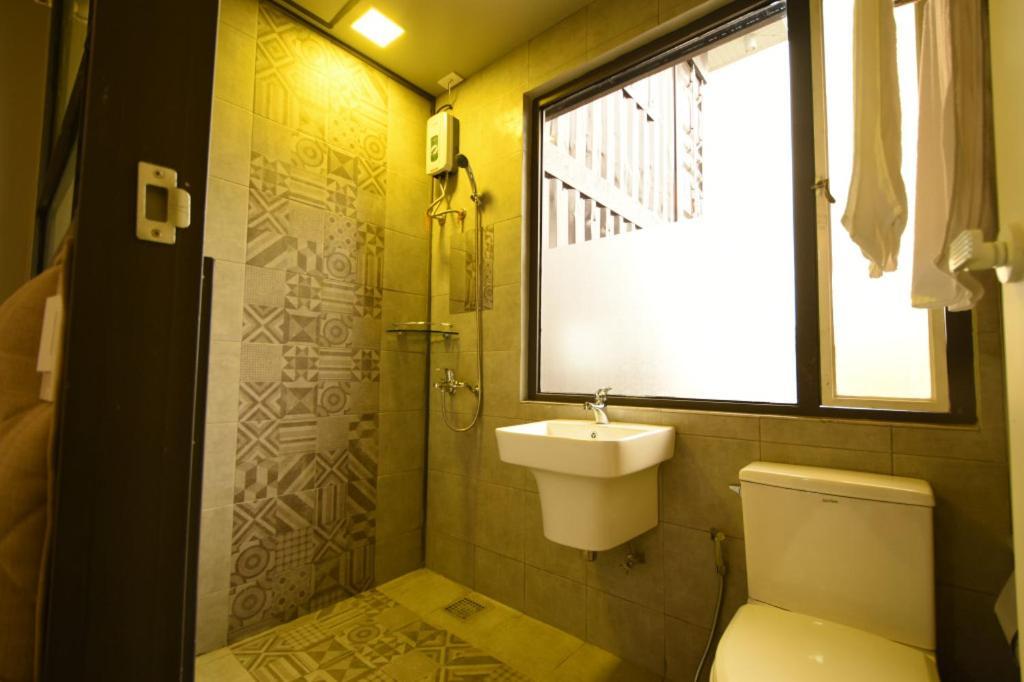 Hotel Snow Анхелес Екстериор снимка