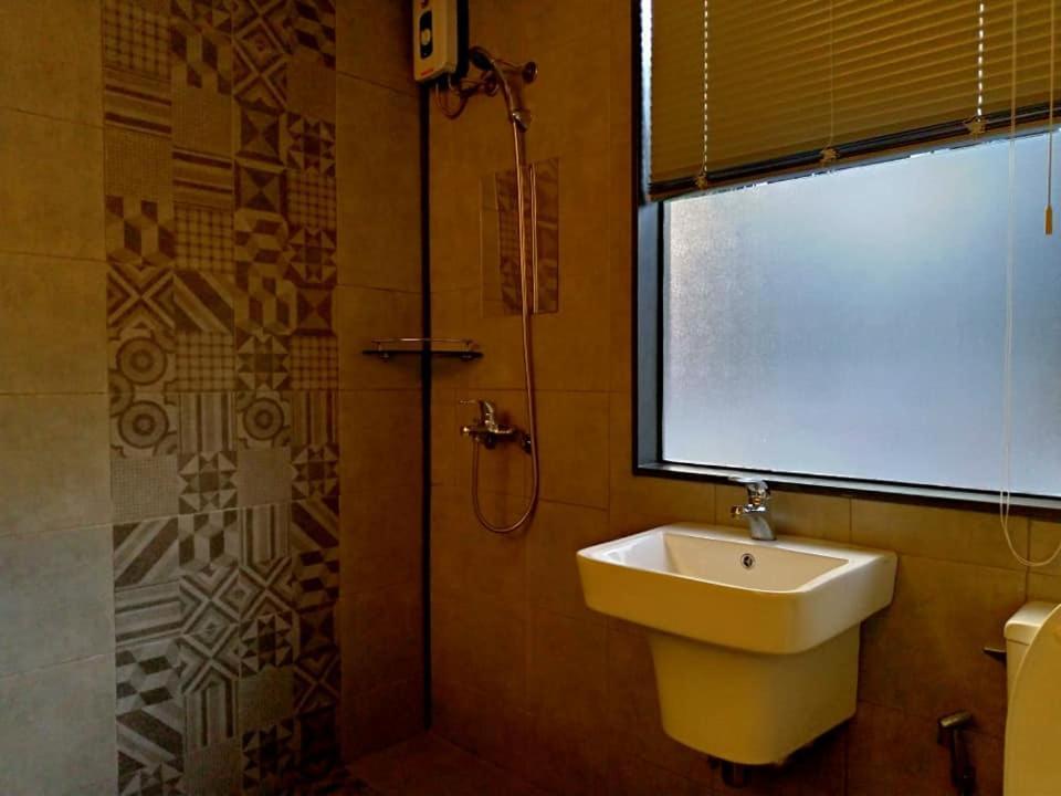 Hotel Snow Анхелес Екстериор снимка