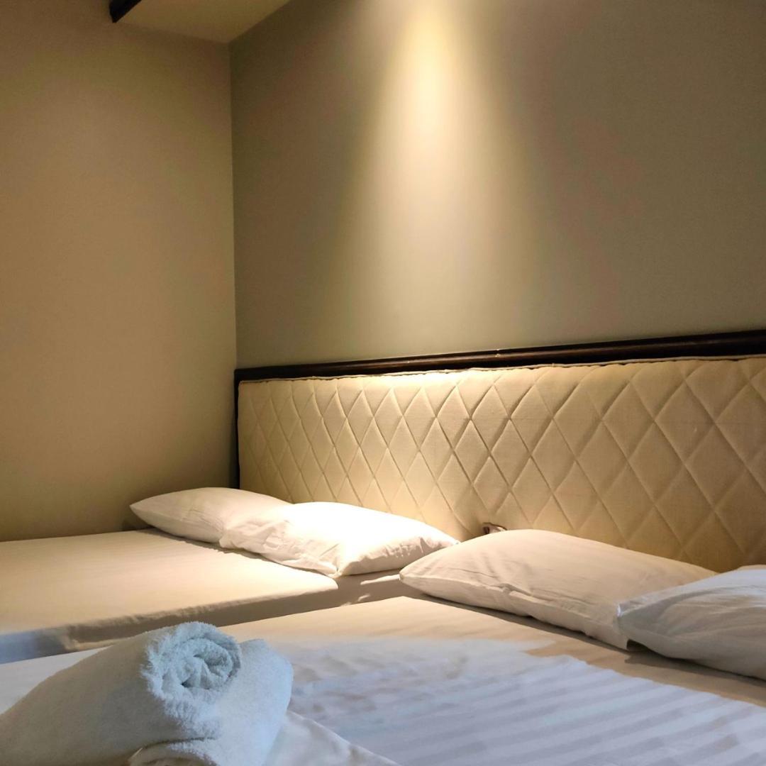 Hotel Snow Анхелес Екстериор снимка